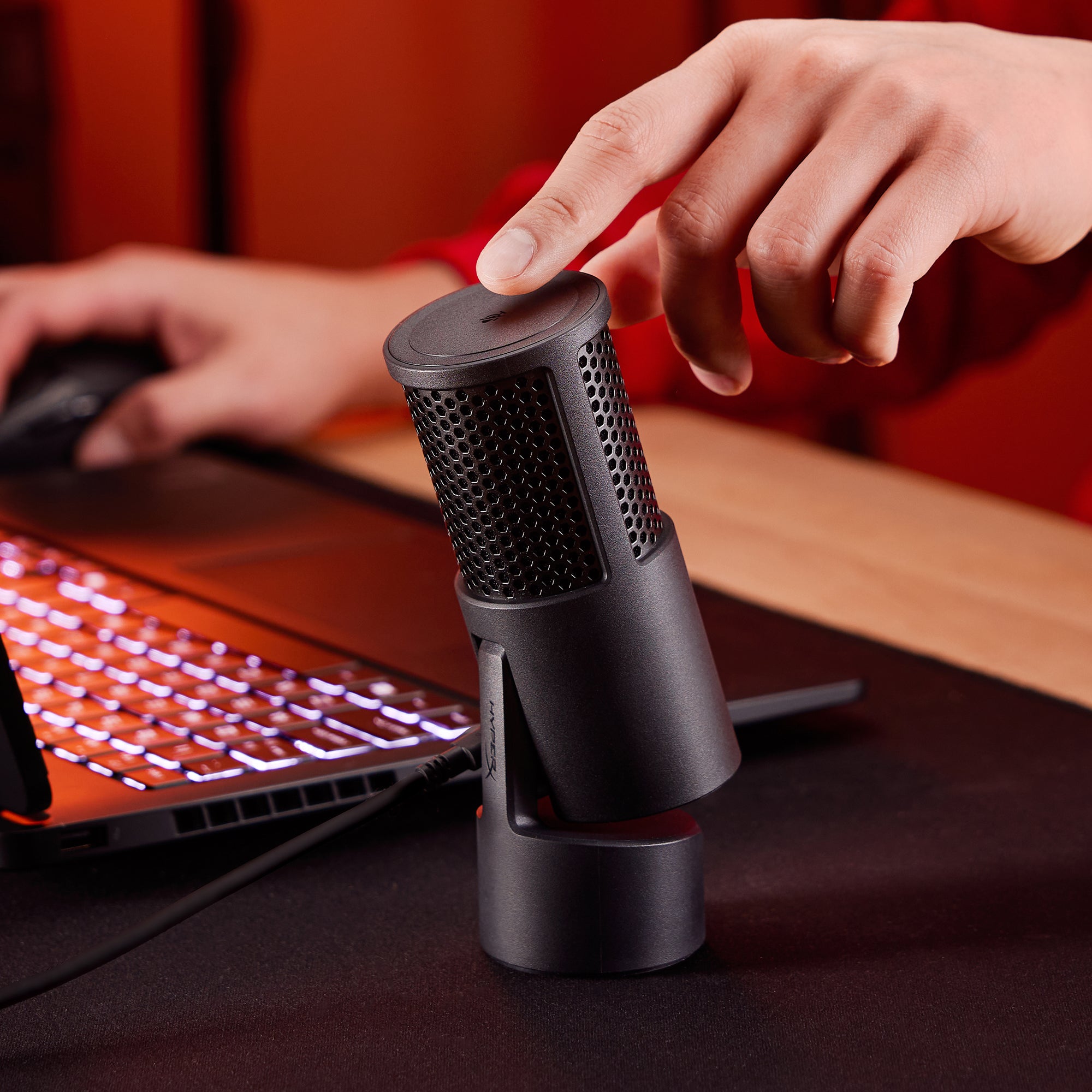 HyperX SoloCast 2: Độ phân giải thu và bộ sản phẩm